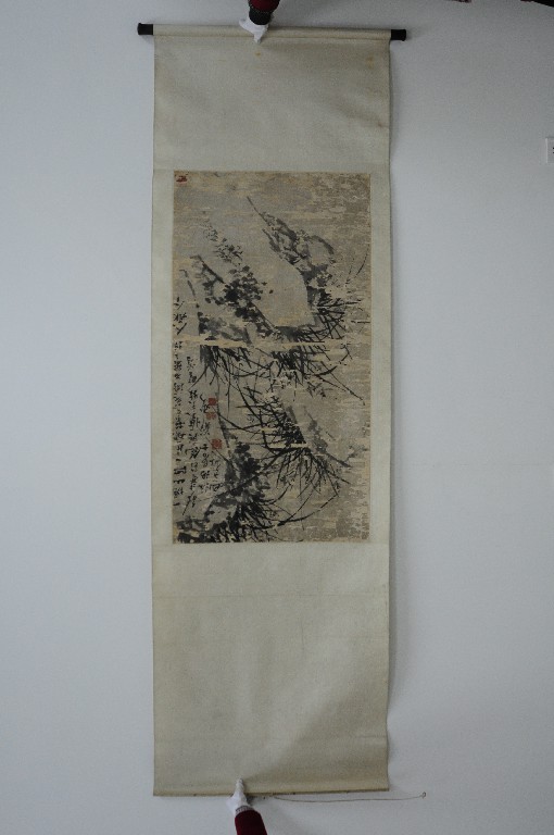 清郑板桥兰石图纸本立轴-书画-赣州市博物馆官方网站｜National Museum of Ganzhou-2020年12月21日，赣州市博物馆 ...